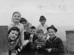 wandertag zum katzenbuckel - auf dem turm - um 1966